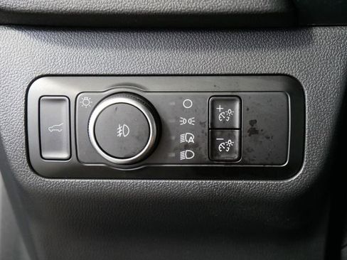 Certified 2025 Ford Escape Platinum AWD/4WD image 18