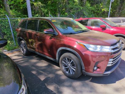Used 2019 Toyota Highlander XLE