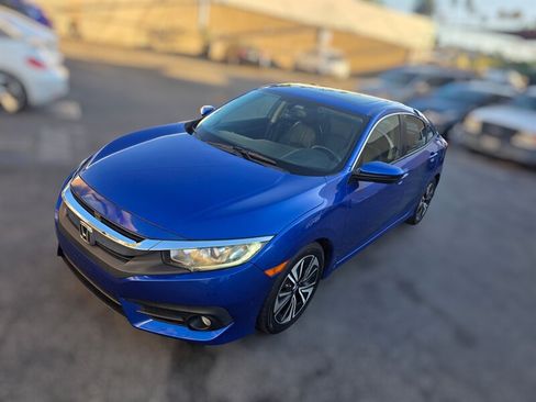 Used 2017 Honda Civic EX-L image 2