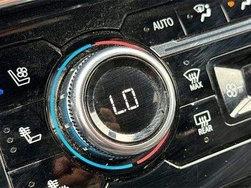 Used 2025 GMC Sierra 3500 Denali image 29