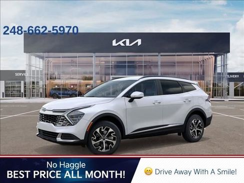 Used 2025 Kia Sportage EX image 3