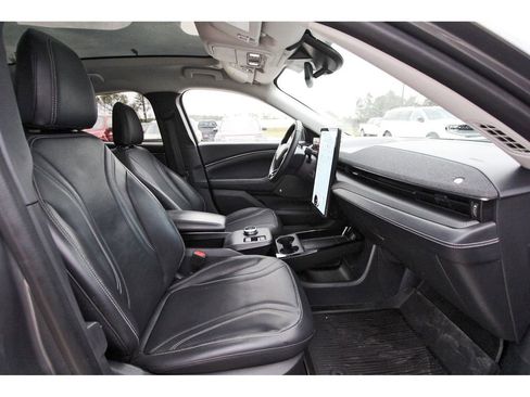 Used 2021 Ford Mustang Mach-E Premium image 26