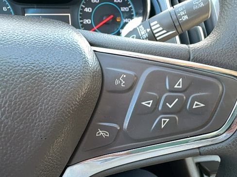 Used 2017 Chevrolet Cruze LT w/ Convenience Package image 24