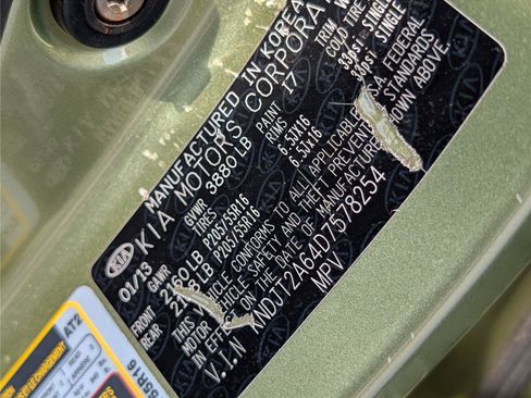 Used 2013 Kia Soul + FWD image 34
