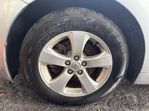 Used 2014 Toyota Sienna LE FWD image 12