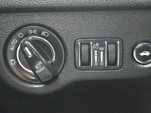 Used 2022 Chrysler 300 S RWD image 22