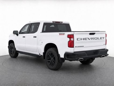 Used 2022 Chevrolet Silverado 1500 LT Trail Boss w/ Safety Package AWD/4WD image 5
