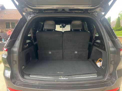 Used 2023 Jeep Grand Cherokee L Summit image 10