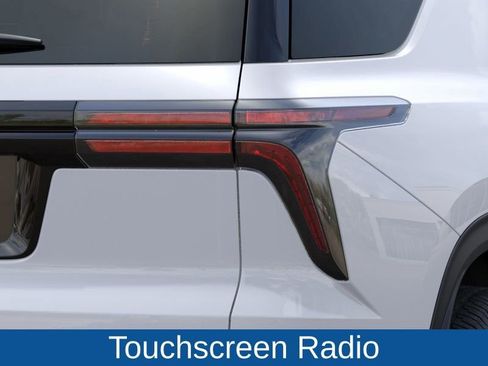 New 2026 Chevrolet Traverse LT FWD image 11