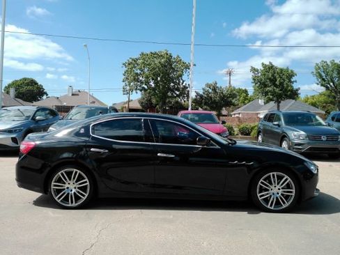 Used 2017 Maserati Ghibli RWD image 5