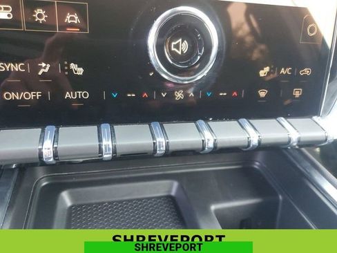 Certified 2026 GMC Acadia Elevation w/ Elevation Premium Package image 35