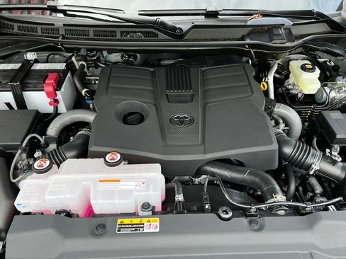 New 2026 Toyota Tundra SR5 AWD/4WD image 9