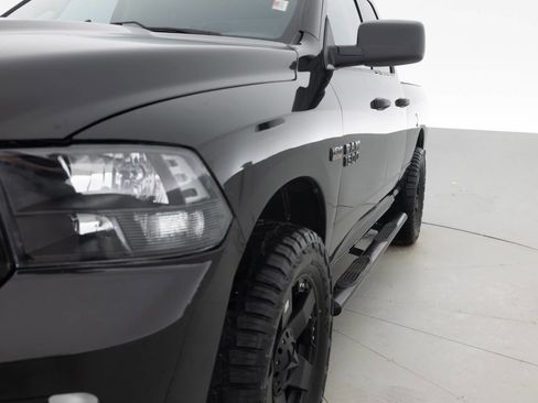 Used 2018 RAM 1500 Express w/ Black Ram 1500 Express Group image 12