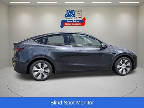 Used 2024 Tesla Model Y Long Range AWD/4WD image 6