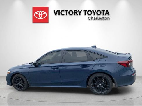 Used 2025 Honda Civic Sport image 2