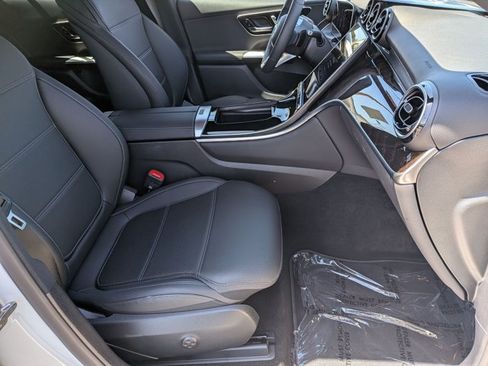 Certified 2026 Mercedes-Benz GLC 300 image 19