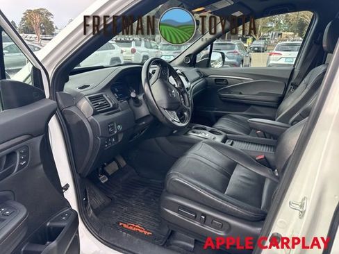 Used 2023 Honda Passport TrailSport image 6