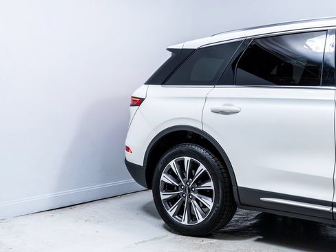 Used 2022 Lincoln Corsair Reserve w/ Elements Package AWD/4WD image 11