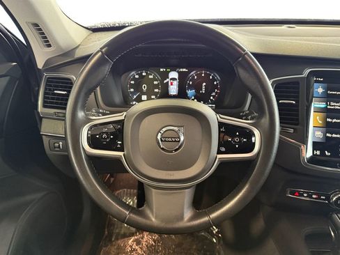 Used 2020 Volvo XC90 T6 Momentum image 12