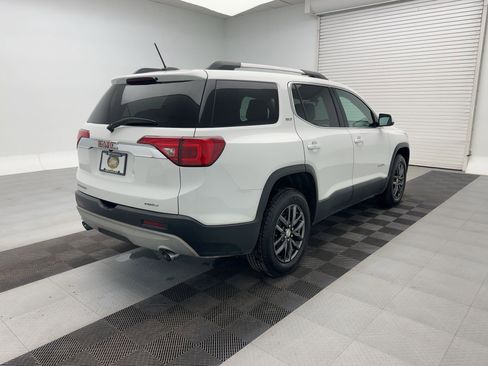 Used 2019 GMC Acadia SLT image 9