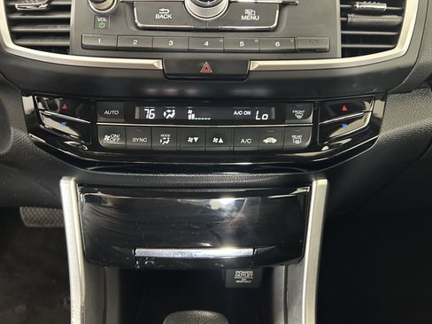 Used 2017 Honda Accord LX image 15