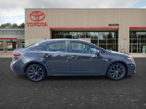 Certified 2025 Toyota Corolla XSE FWD image 7