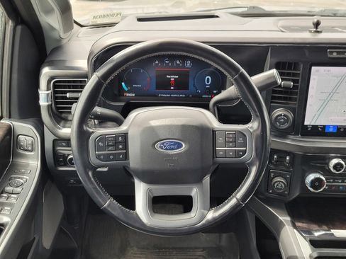 Used 2023 Ford F250 Lariat w/ Lariat Ultimate Package AWD/4WD image 12
