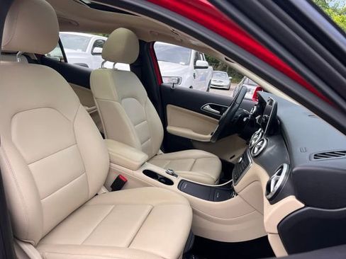 Used 2016 Mercedes-Benz GLA 250 4MATIC image 34