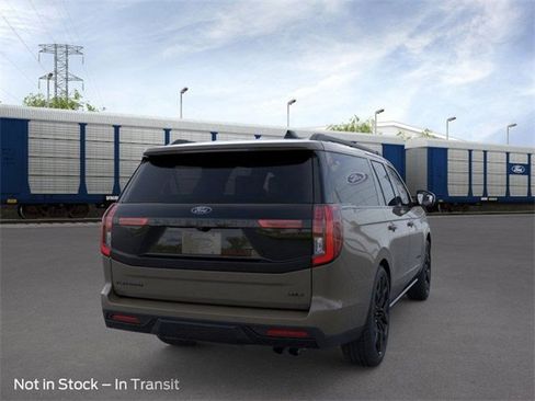 Used 2026 Ford Expedition Max Platinum w/ Stealth Performance Package image 8