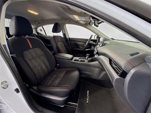Certified 2025 Nissan Sentra SR image 24