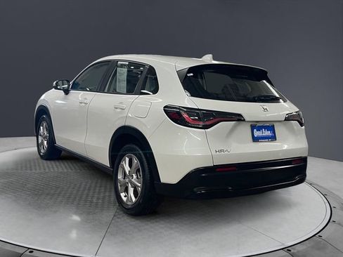 Certified 2025 Honda HR-V LX image 3