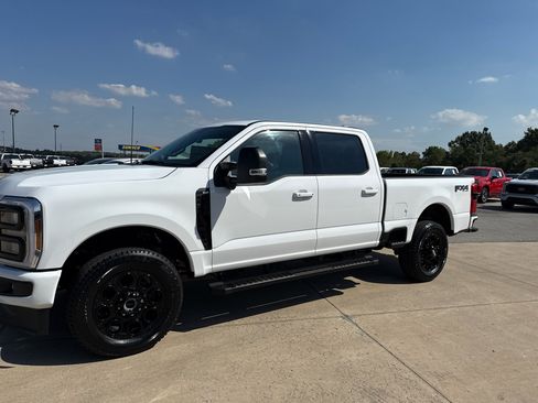 New 2026 Ford F250 XLT w/ XLT Premium Package image 10