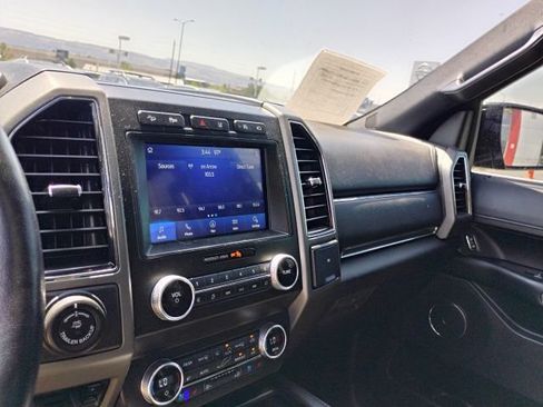 Used 2020 Ford Expedition Max XLT w/ Equipment Group 202A AWD/4WD image 20