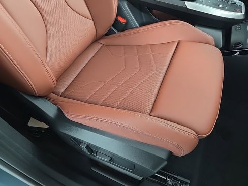 New 2026 BMW X1 xDrive28i w/ Technology Package image 18