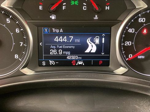 Used 2024 GMC Terrain SLE FWD image 10