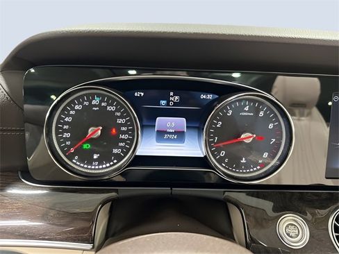 Used 2018 Mercedes-Benz E 400 4MATIC Cabriolet image 20