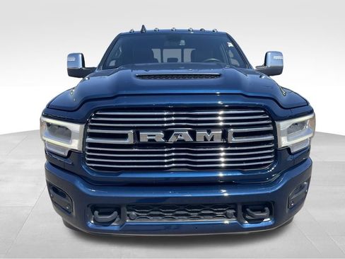 Used 2023 RAM 2500 Laramie AWD/4WD image 18