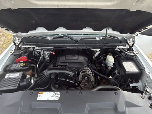 Used 2013 Chevrolet Silverado 1500 W/T image 23