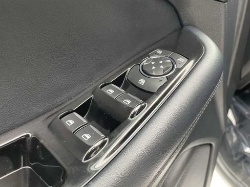 Used 2018 Ford Edge SEL w/ Equipment Group 201A AWD/4WD image 12