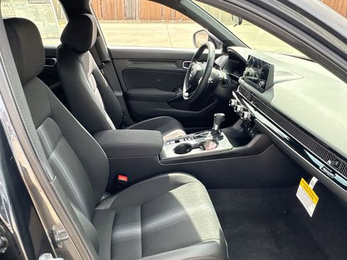 Used 2026 Honda Civic Sport image 24