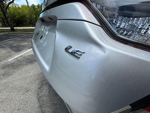 Used 2022 Toyota Corolla LE FWD image 32