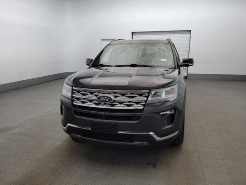 Used 2018 Ford Explorer Limited image 15