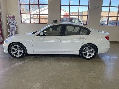 Used 2015 BMW 320i xDrive Sedan AWD/4WD image 4