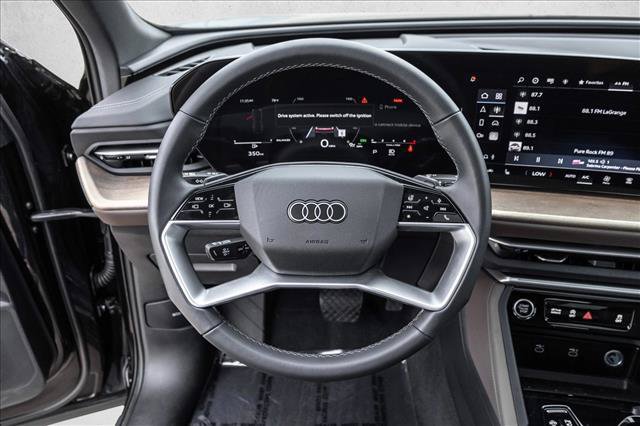 Certified 2025 Audi Q5 Premium w/ Convenience Package AWD/4WD image 13