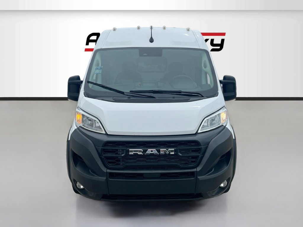 Used 2024 RAM ProMaster 2500 w/ Convenience Group FWD image 2