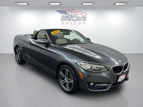 Used 2017 BMW 230i xDrive 230i xDrive image 3