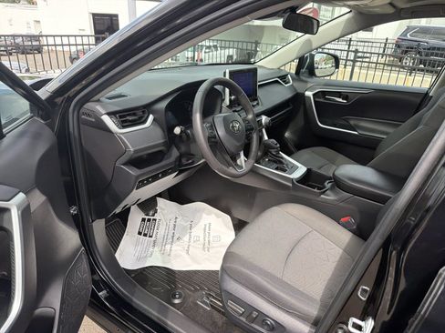 Used 2024 Toyota RAV4 XLE w/ Convenience Package AWD/4WD image 12