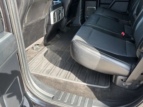 Used 2015 Ford F150 Lariat RWD image 42