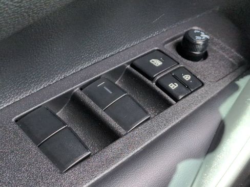 Used 2025 Toyota Corolla SE FWD image 25