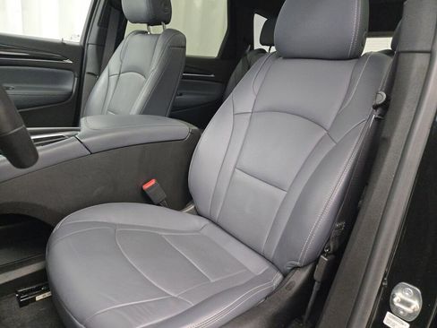 Used 2023 Buick Enclave Premium w/ Experience Buick Package image 28
